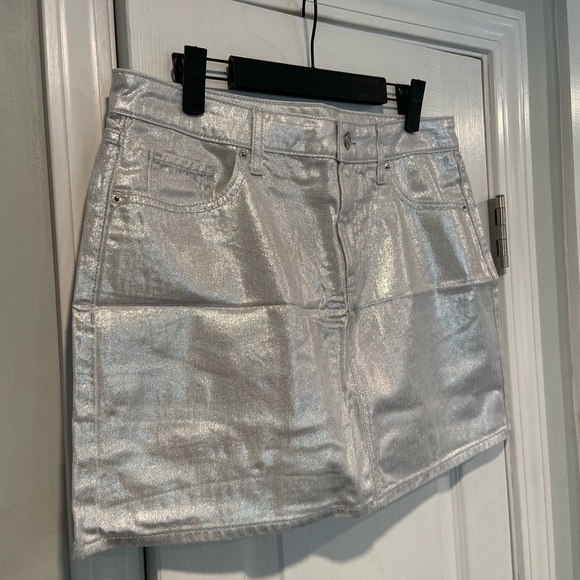NWT Old Navy Size 10 Silver Shine Metallic Zip Stretch Denim A Line Mini Skirt - Picture 12 of 12